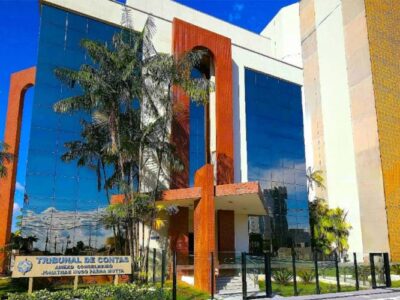 TCE investiga contrato de R$ 12,6 milhões da Seduc de Rondônia.