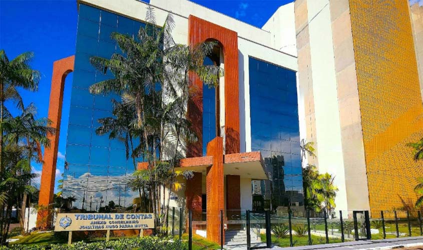 TCE investiga contrato de R$ 12,6 milhões da Seduc de Rondônia.